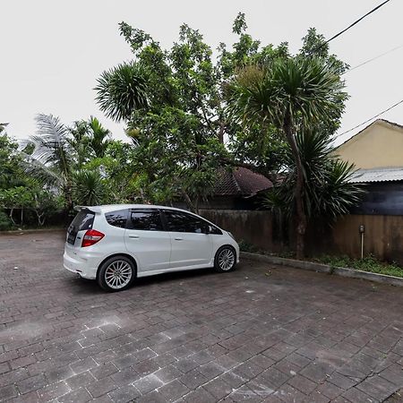 Urbanview Hotel WG Jimbaran Bali Ungasan  Bagian luar foto